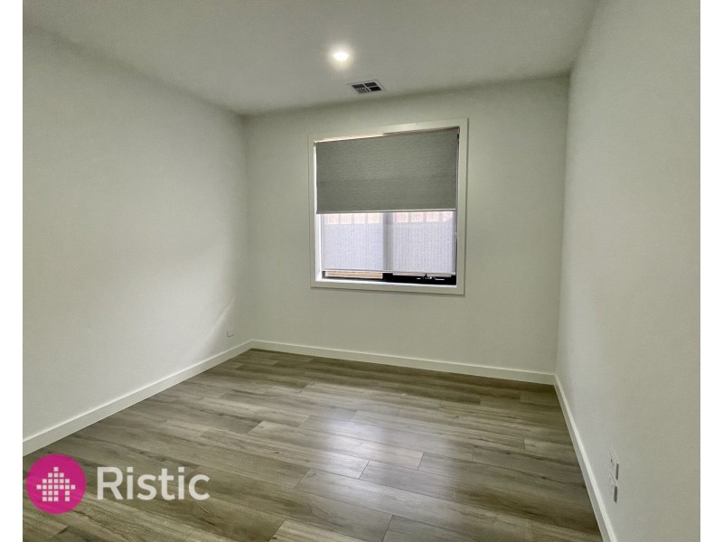 13 Laramie Street, Greenvale VIC 3059