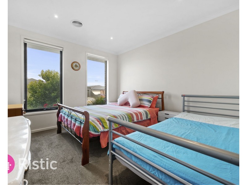 29 Springbank Road, Wollert VIC 3750