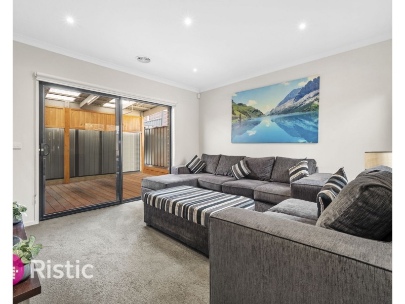 29 Springbank Road, Wollert VIC 3750