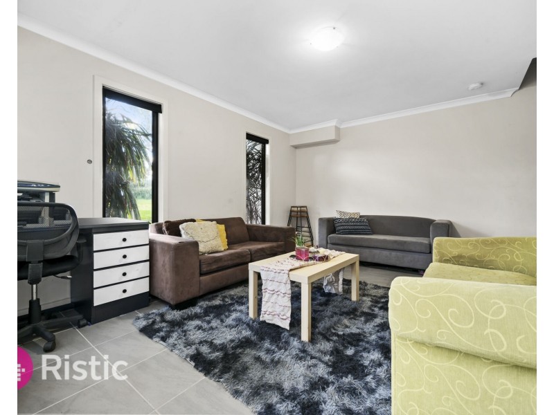 9 Posy Lane, Mernda VIC 3754
