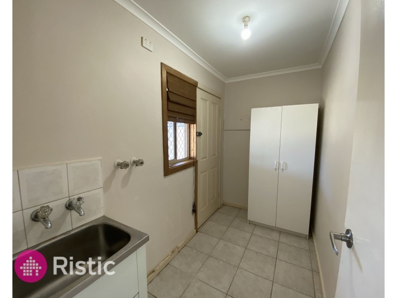 68 Pandora Avenue, Thomastown VIC 3074