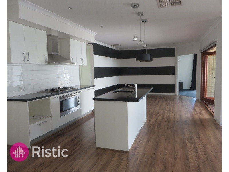 20 Basken Drive, South Morang VIC 3752