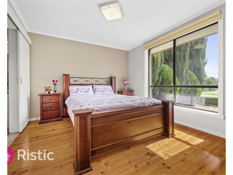 79 Centenary Drive, Mill Park VIC 3082