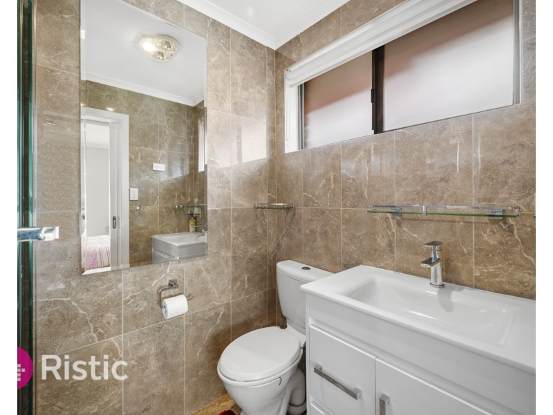 79 Centenary Drive, Mill Park VIC 3082