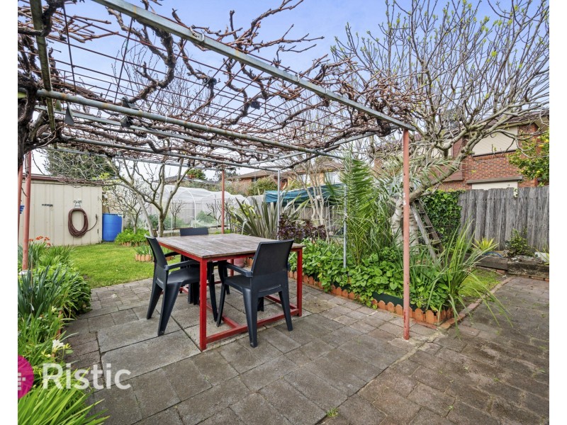 79 Centenary Drive, Mill Park VIC 3082