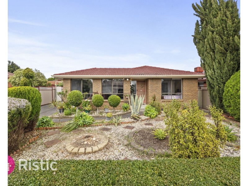 79 Centenary Drive, Mill Park VIC 3082