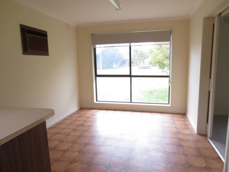 76 Memorial Avenue, Epping VIC 3076