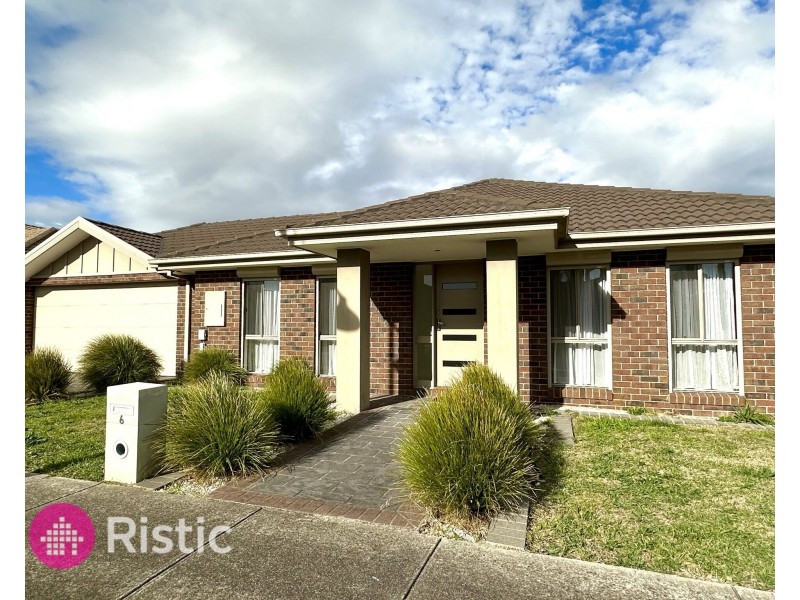6 Madden Drive, South Morang VIC 3752