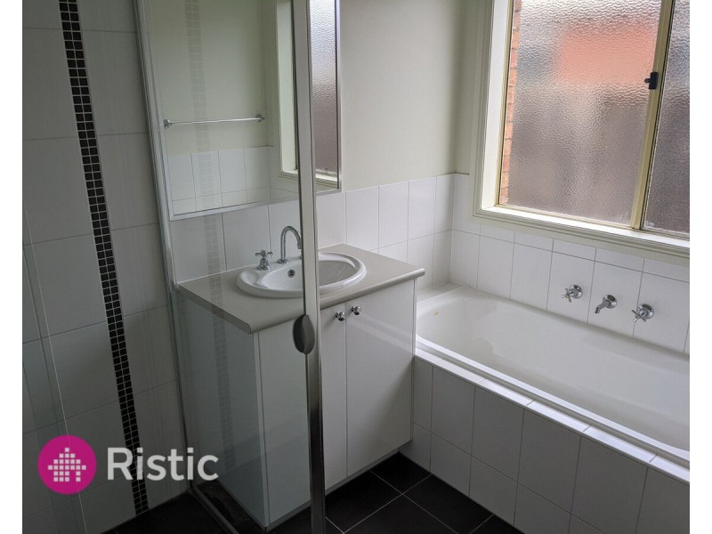 5 Crissa Street, Tarneit VIC 3029