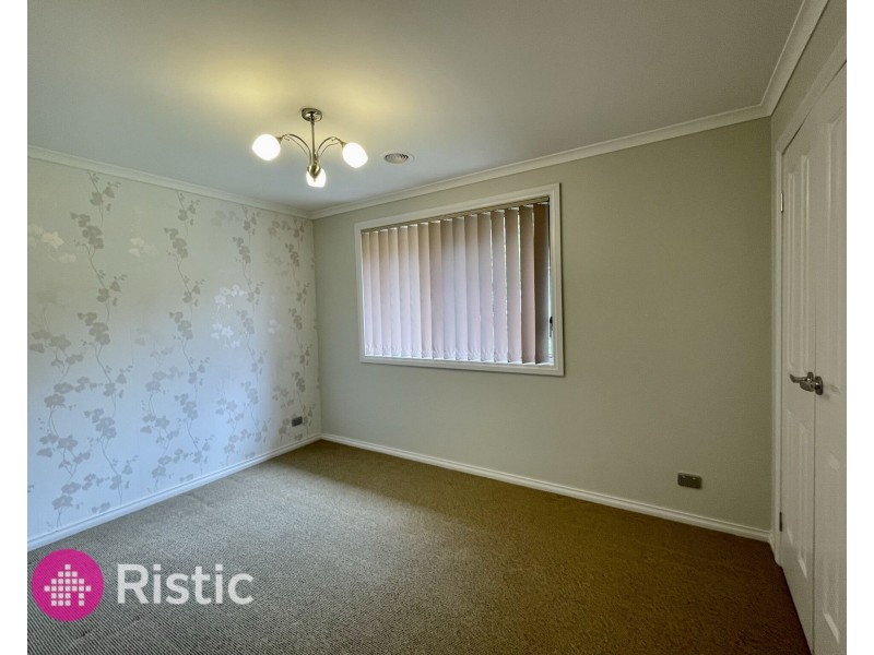 43 Exmouth Road, Craigieburn VIC 3064