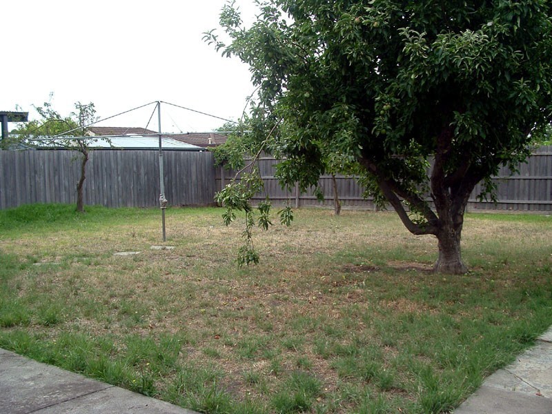 19 Memorial Avenue, Epping VIC 3076