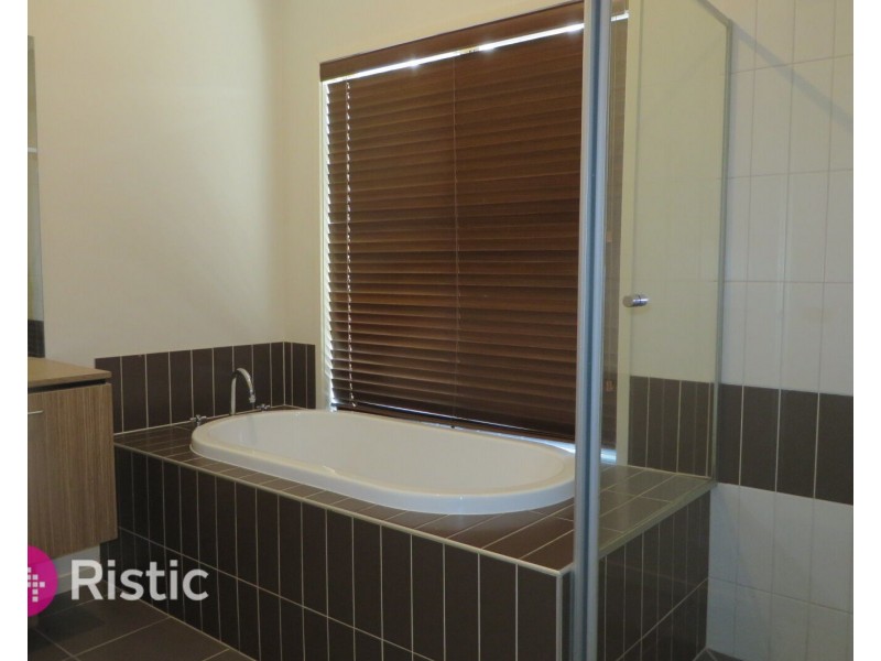 38 Harriers Street, Mernda VIC 3754