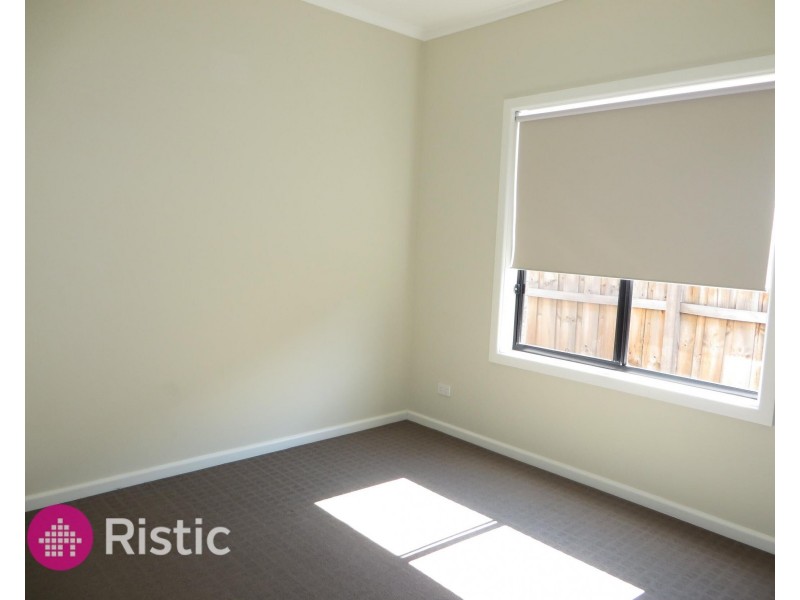 29 Nighthawk Boulevard, South Morang VIC 3752