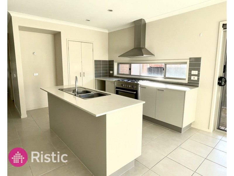 32 Pearson Road, Mernda VIC 3754