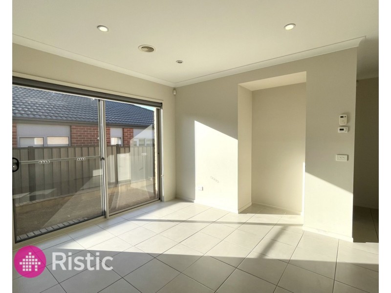 32 Pearson Road, Mernda VIC 3754