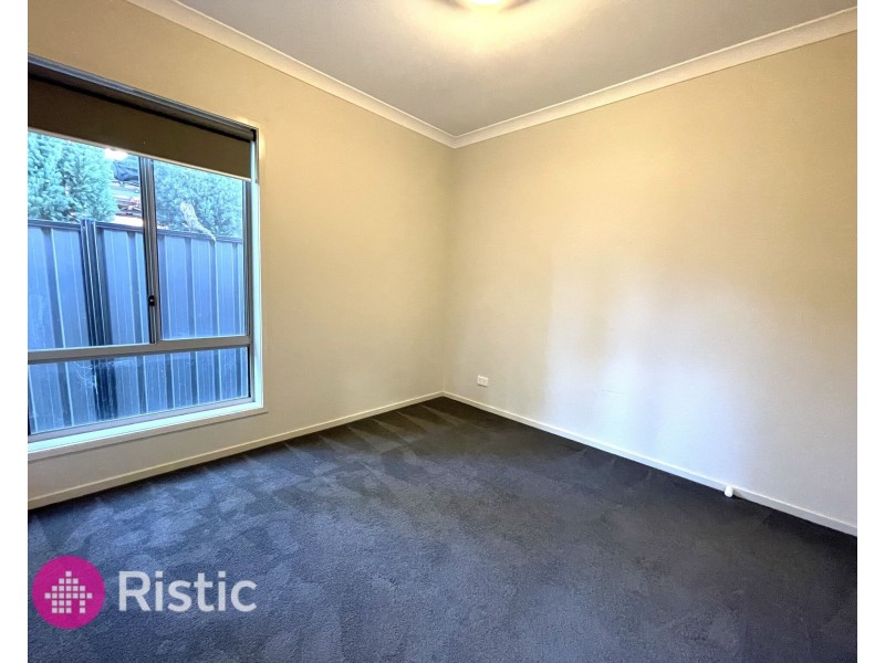 32 Pearson Road, Mernda VIC 3754
