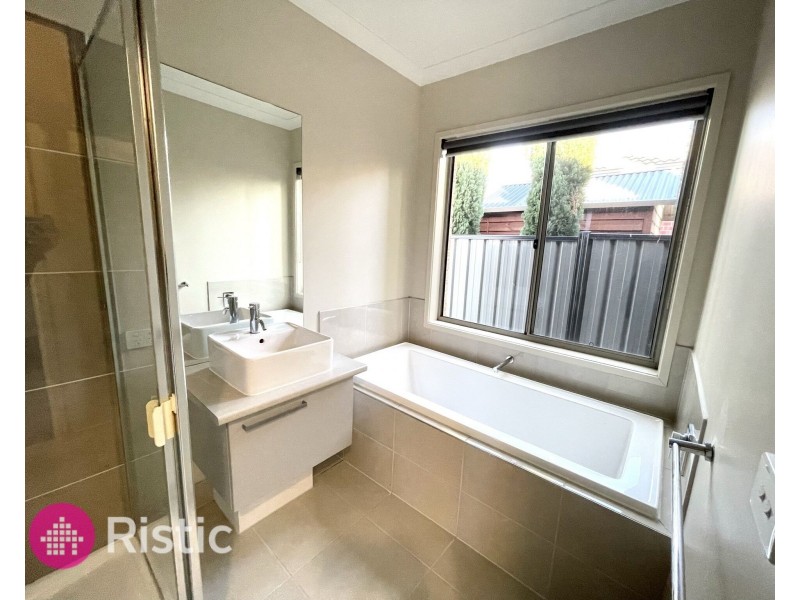 32 Pearson Road, Mernda VIC 3754