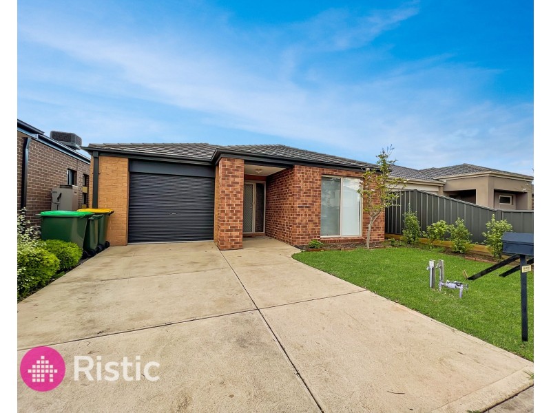 9 Vanin Street, Wollert VIC 3750