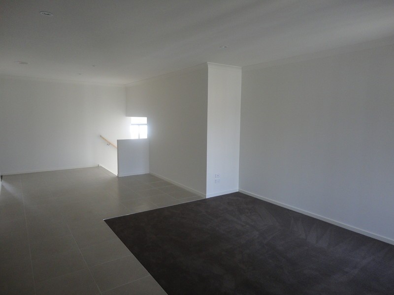 16 Faithful Way, Doreen VIC 3754