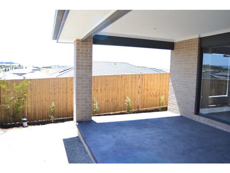 16 Faithful Way, Doreen VIC 3754