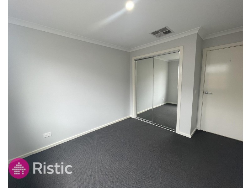 6 Kezza Way, Doreen VIC 3754