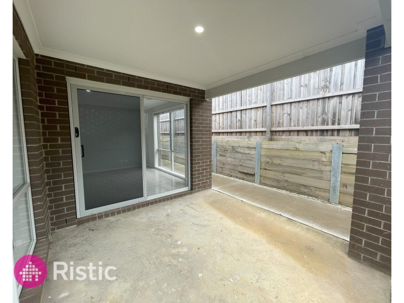 6 Kezza Way, Doreen VIC 3754