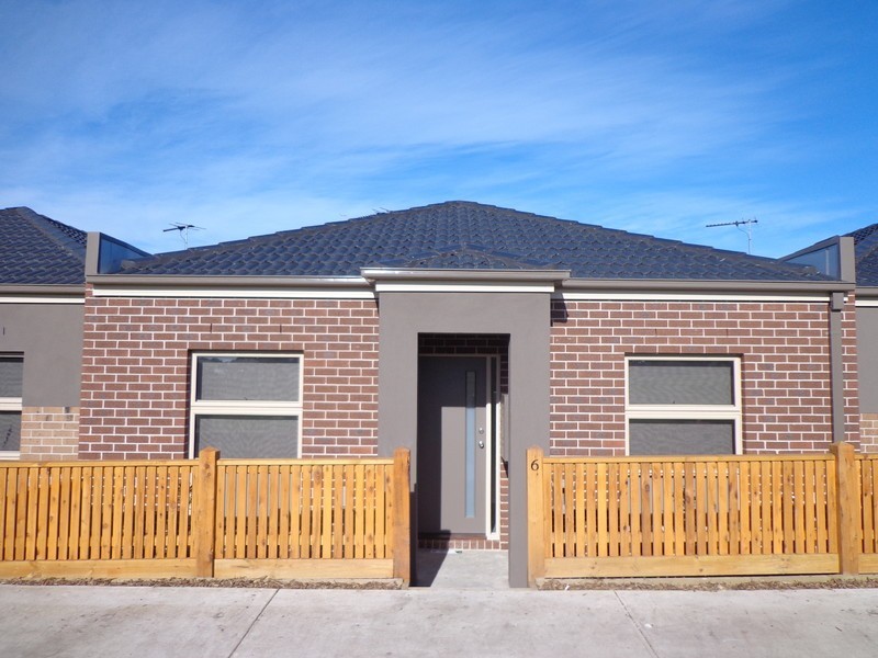 6 Pittard Walk, Epping VIC 3076