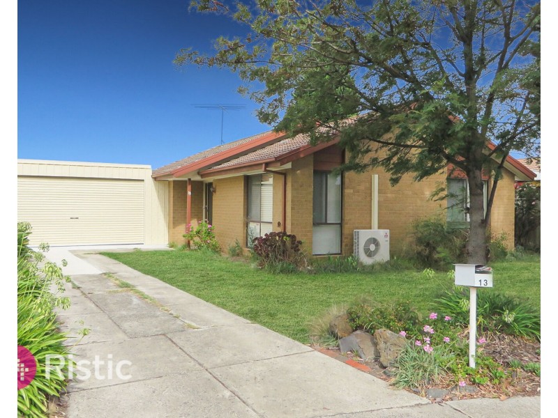 13 Redwood Court, Mill Park VIC 3082