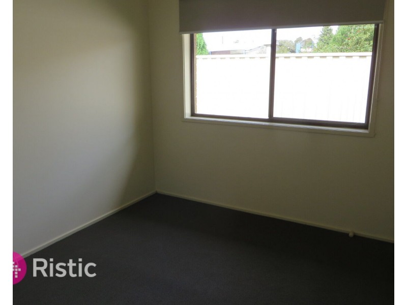 13 Redwood Court, Mill Park VIC 3082