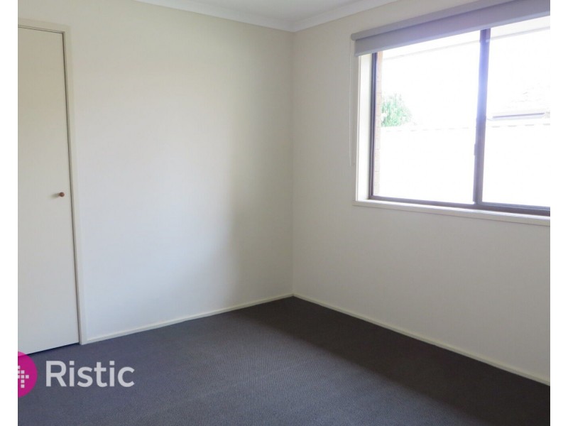 13 Redwood Court, Mill Park VIC 3082