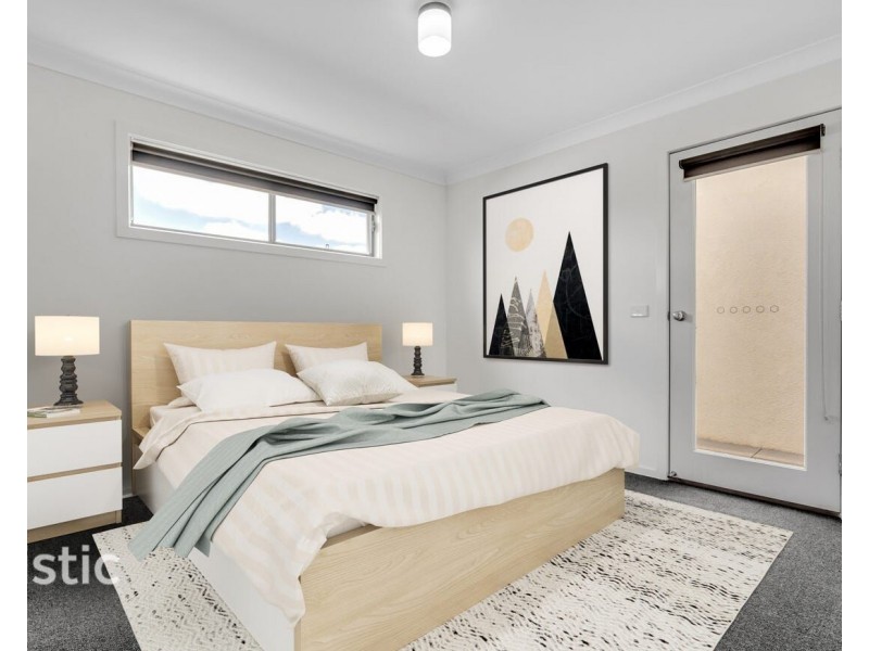 8 Hassett Walk, Mickleham VIC 3064