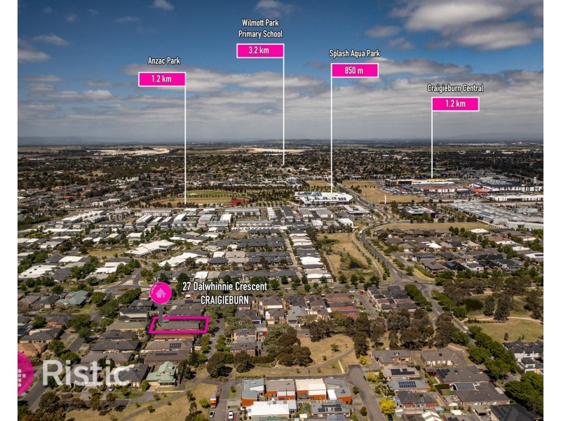 27 Dalwhinnie Crescent, Craigieburn VIC 3064