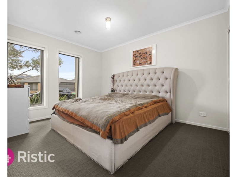 10 Atkinson Close, Point Cook VIC 3030