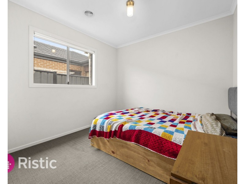10 Atkinson Close, Point Cook VIC 3030