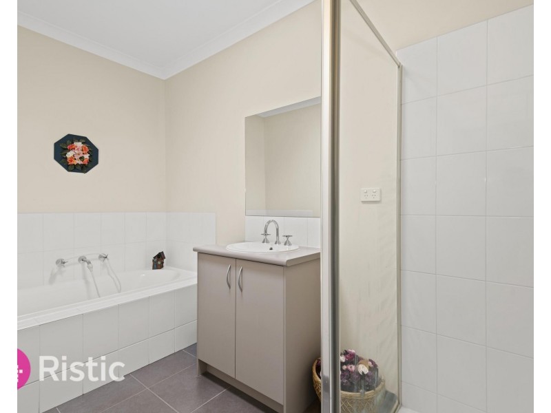811 Edgars Road, Epping VIC 3076