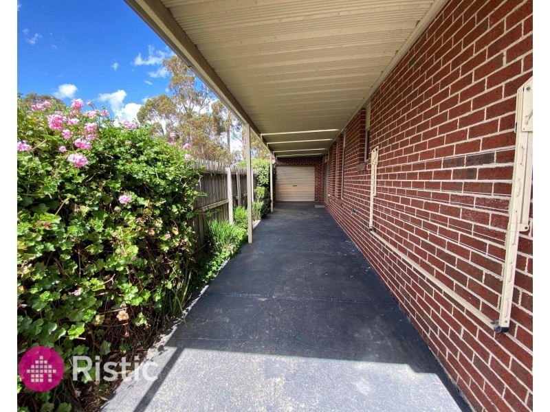 29 Carinya Crescent, South Morang VIC 3752