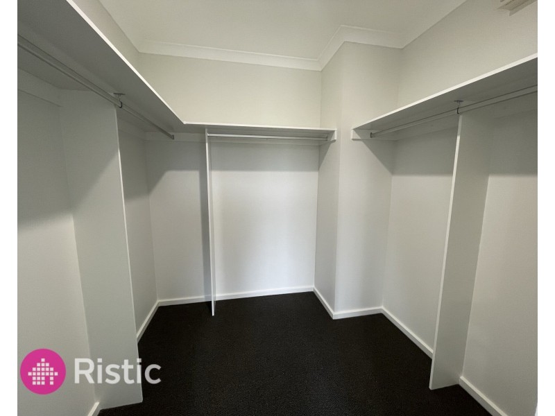 16 Folklore Drive, Wollert VIC 3750