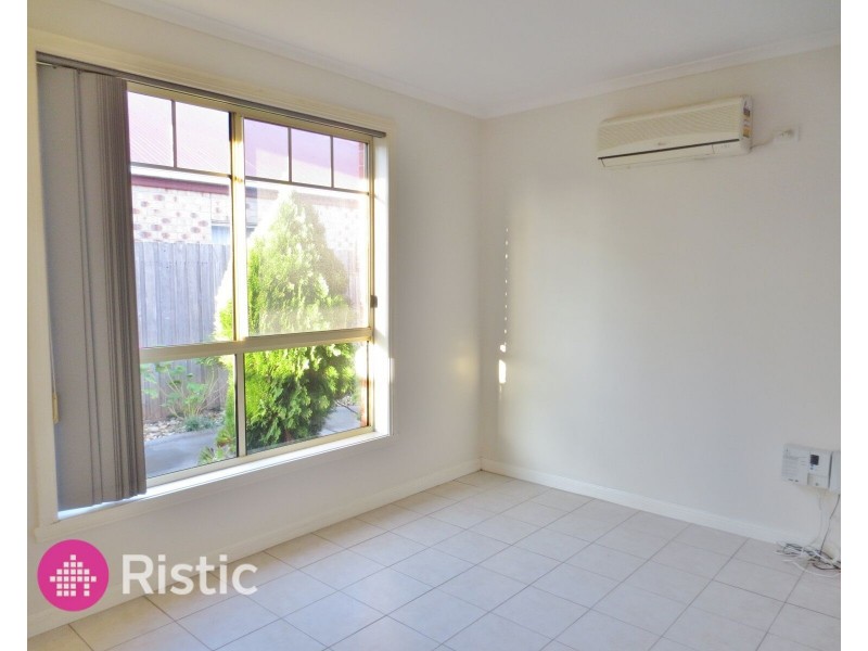 34 Nirvana Drive, South Morang VIC 3752