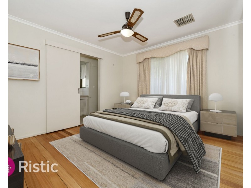 37 Hurlstone Crescent, Mill Park VIC 3082