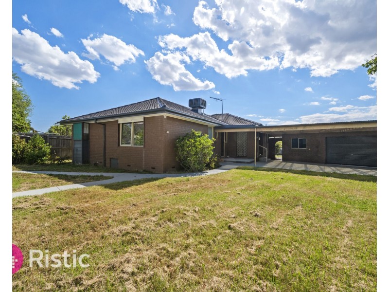 37 Hurlstone Crescent, Mill Park VIC 3082