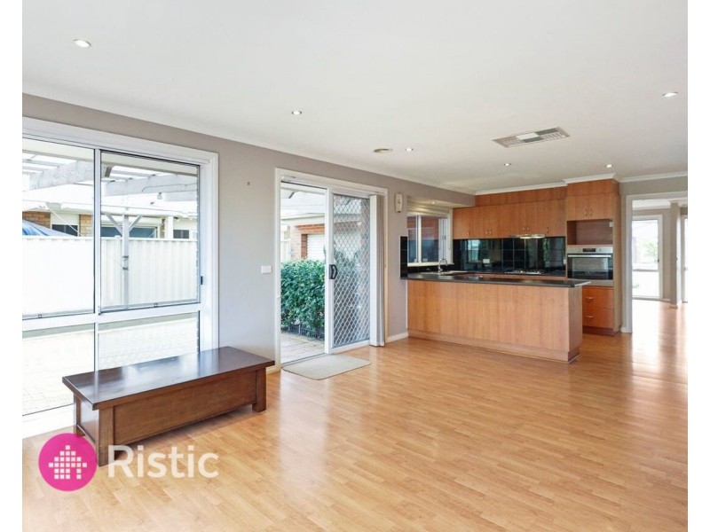 12 Wynnette Court, Epping VIC 3076