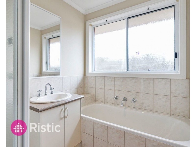 12 Wynnette Court, Epping VIC 3076