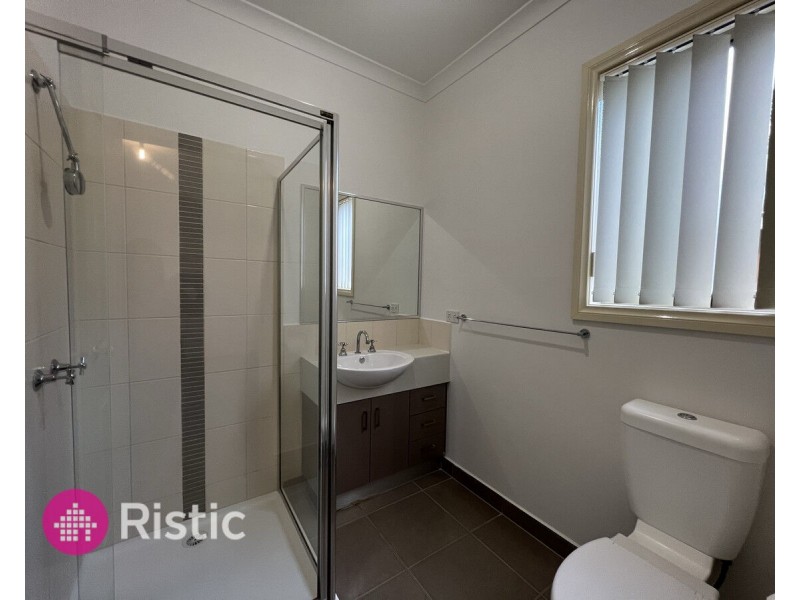 5 Nighthawk Boulevard, South Morang VIC 3752