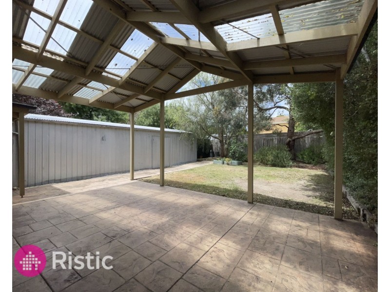 16 Kilmore Avenue, Reservoir VIC 3073