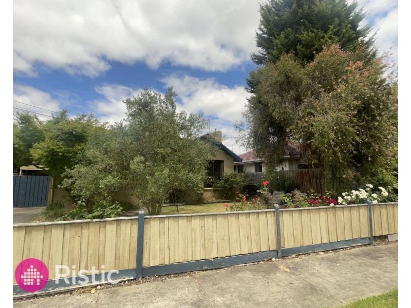 16 Kilmore Avenue, Reservoir VIC 3073