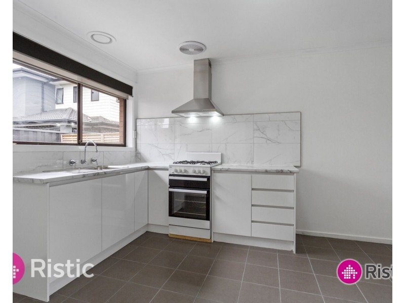 1/18 Duffy Street, Reservoir VIC 3073