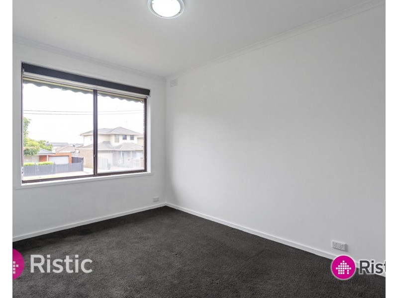 1/18 Duffy Street, Reservoir VIC 3073