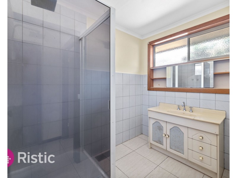 84 Dalton Road, Thomastown VIC 3074