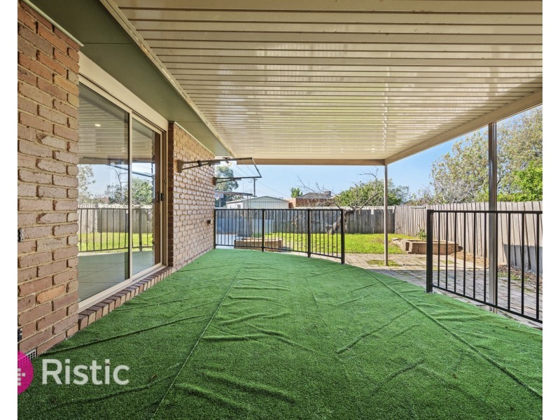 84 Dalton Road, Thomastown VIC 3074