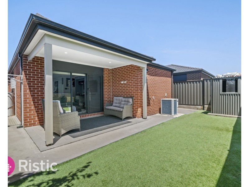 9 Brass Loop, Wollert VIC 3750